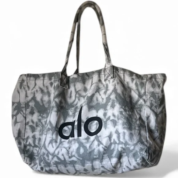 ALO yoga Grey Tie dye shopper tote, NWOT - threedaughtersproperties.com